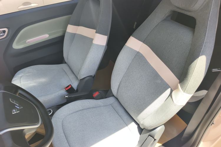 Used Wuling Hongguang MINIEV 2022 Macaron Premium Model – Lithium Iron Phosphate Left Front Seat