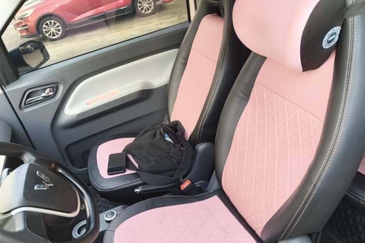 Used Wuling Hongguang MINIEV 2022 Macaron Color Edition Lithium-Ion Battery Left Front Seat