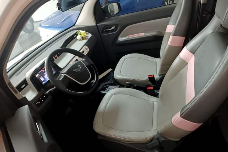 Used Wuling Hongguang MINIEV 2022 Macaron Fashion Model Lithium Iron Phosphate Left Front Seat