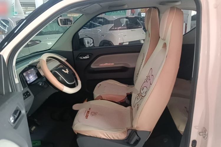 Used Wuling Hongguang MINIEV 2022 Macaron Premium Model – Lithium Iron Phosphate Left Front Seat