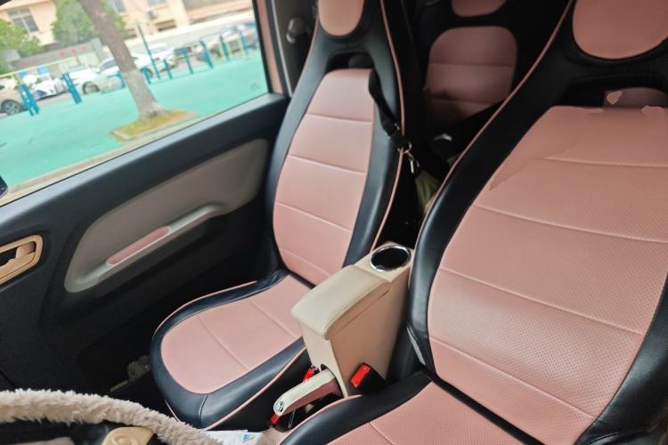 Used Wuling Hongguang MINIEV 2022 Macaron Premium Model – Lithium Iron Phosphate Left Front Seat