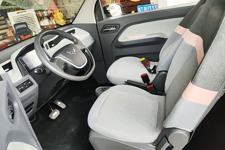 Used Wuling Hongguang MINIEV 2022 Macaron Fashion Model Lithium Iron Phosphate Left Front Seat