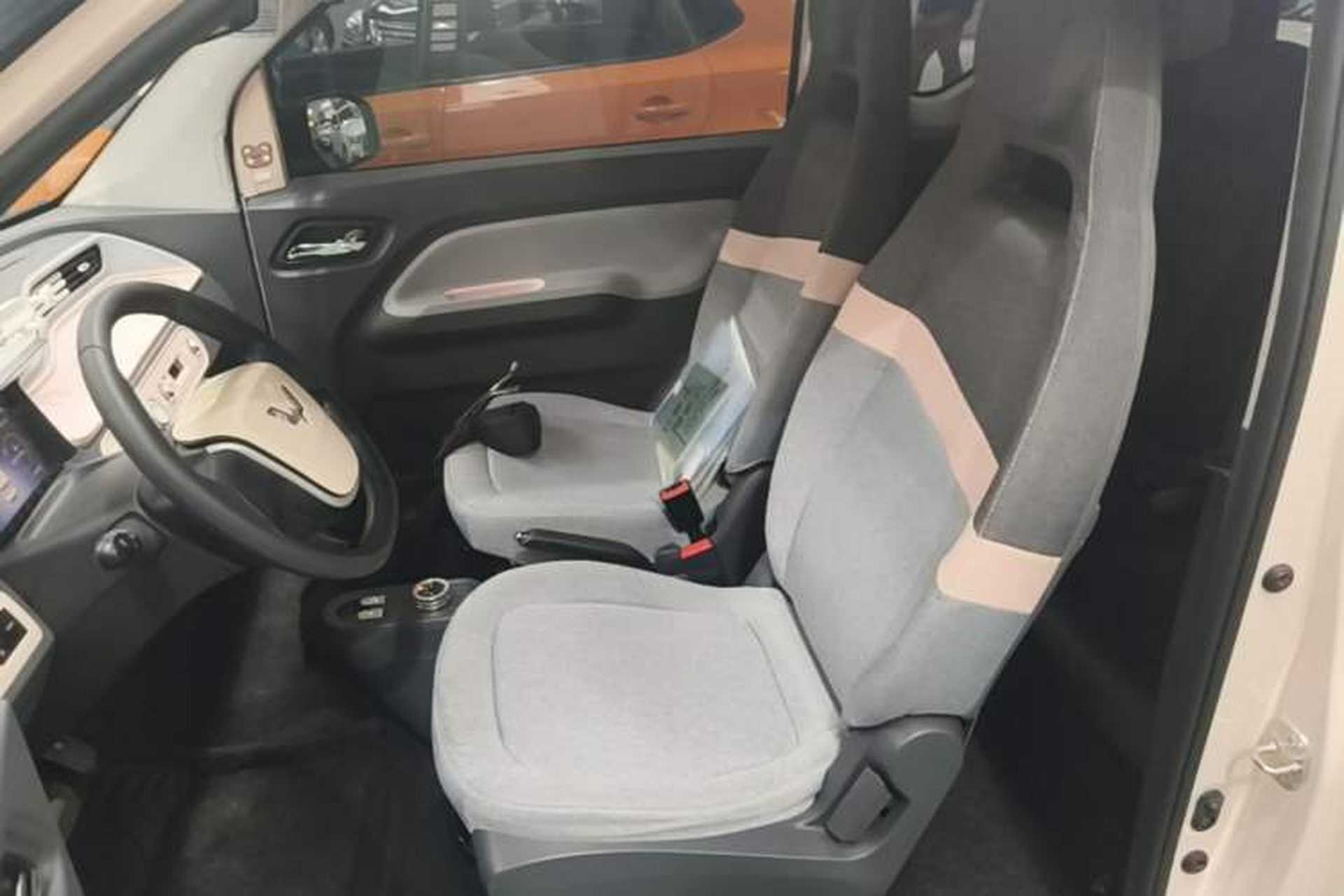 Used Wuling Hongguang MINIEV 2022 Macaron Fashion Edition Lithium-Nickel-Cobalt-Alpha-oxide Left Front Seat