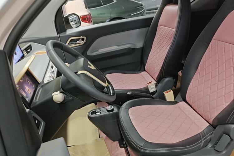 Used Wuling Hongguang MINIEV 2022 Macaron Premium Model – Lithium Ternary Battery Left Front Seat