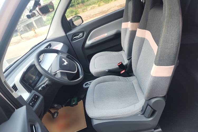Used Wuling Hongguang MINIEV 2022 Macaron Premium Model – Lithium Iron Phosphate Left Front Seat
