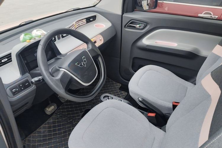Used Wuling Hongguang MINIEV 2022 Macaron Premium Model – Lithium Iron Phosphate Left Front Seat