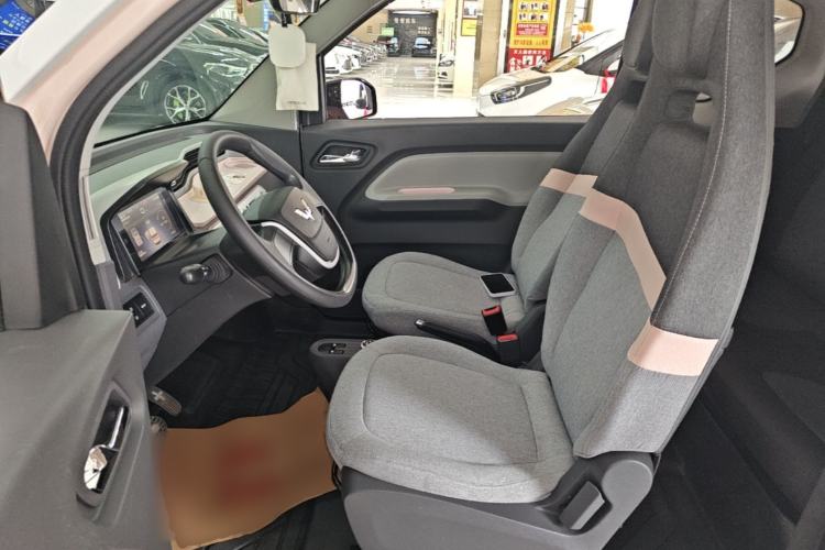 Used Wuling Hongguang MINIEV 2022 Macaron Premium Model – Lithium Ternary Battery Left Front Seat