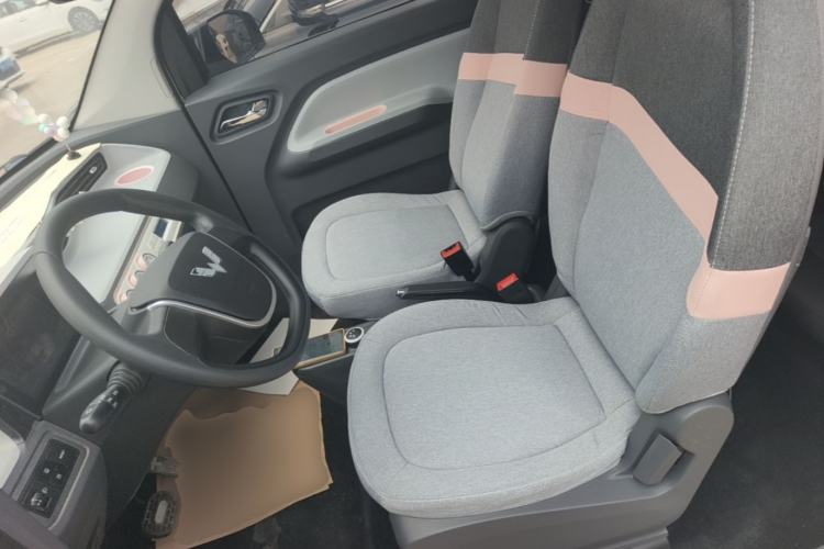 Used Wuling Hongguang MINIEV 2022 Macaron Premium Model – Lithium Iron Phosphate Left Front Seat