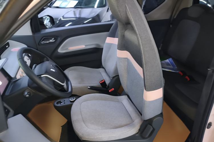 Used Wuling Hongguang MINIEV 2022 Macaron Premium Model – Lithium Ternary Battery Left Front Seat