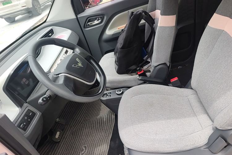 Used Wuling Hongguang MINIEV 2022 Macaron Fashion Model Lithium Iron Phosphate Left Front Seat