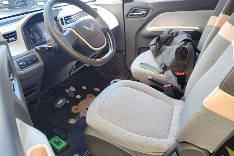 Used Wuling Hongguang MINIEV 2022 Macaron Premium Model – Lithium Ternary Battery Left Front Seat
