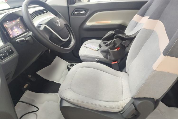 Used Wuling Hongguang MINIEV 2022 Macaron Premium Model – Lithium Iron Phosphate Left Front Seat