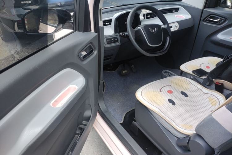 Used Wuling Hongguang MINIEV 2022 Macaron Premium Model – Lithium Iron Phosphate Left Front Seat
