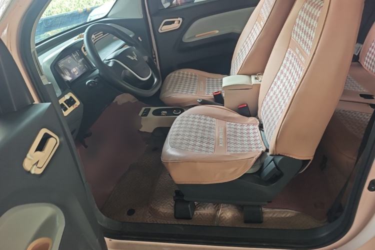 Used Wuling Hongguang MINIEV 2022 Macaron Fashion Model Lithium Iron Phosphate Left Front Seat