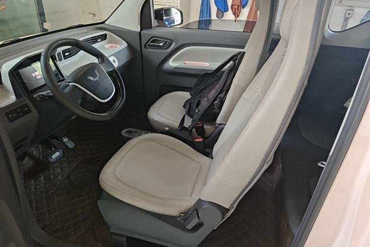 Used Wuling Hongguang MINIEV 2022 Macaron Premium Model – Lithium Iron Phosphate Left Front Seat