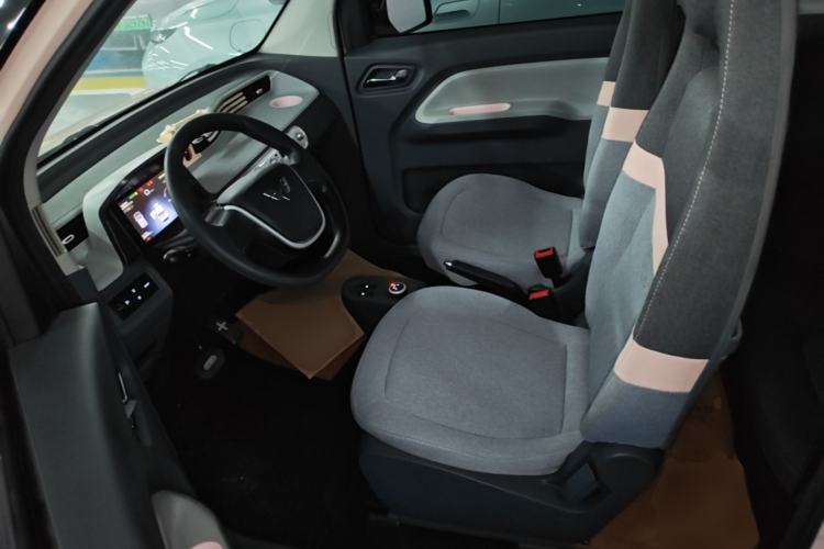 Used Wuling Hongguang MINIEV 2022 Macaron Premium Model – Lithium Ternary Battery Left Front Seat