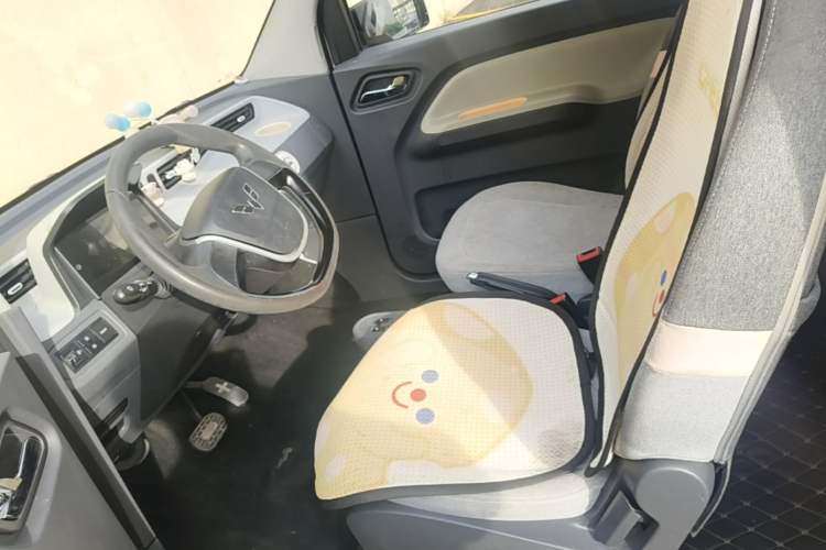 Used Wuling Hongguang MINIEV 2022 Macaron Premium Model – Lithium Iron Phosphate Left Front Seat