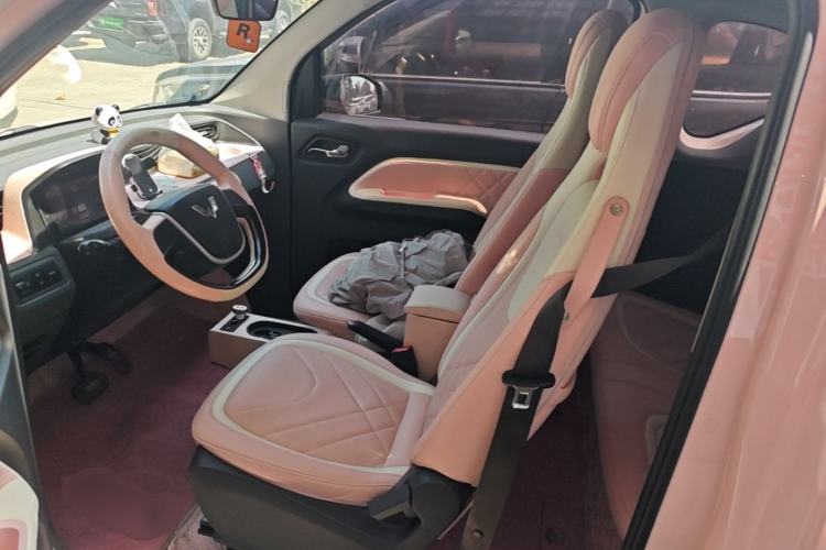 Used Wuling Hongguang MINIEV 2022 Macaron Premium Model – Lithium Iron Phosphate Left Front Seat
