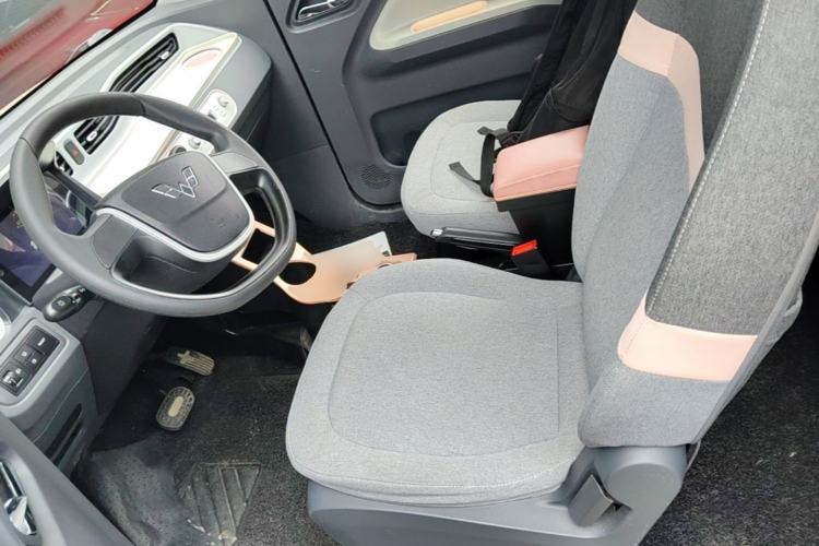 Used Wuling Hongguang MINIEV 2022 Macaron Premium Model – Lithium Iron Phosphate Left Front Seat