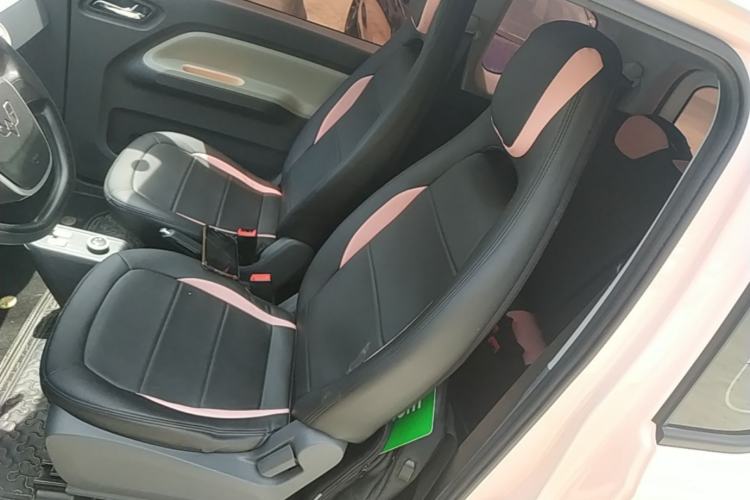 Used Wuling Hongguang MINIEV 2022 Macaron Fashion Model Lithium Iron Phosphate Left Front Seat