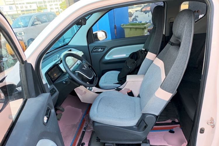 Used Wuling Hongguang MINIEV 2022 Macaron Premium Model – Lithium Iron Phosphate Left Front Seat