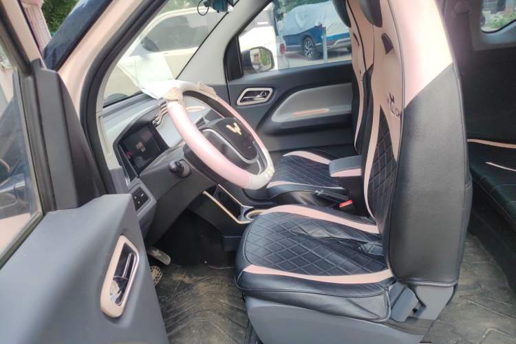 Used Wuling Hongguang MINIEV 2022 Macaron Premium Model – Lithium Iron Phosphate Left Front Seat