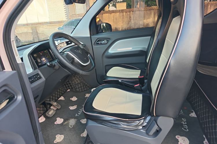 Used Wuling Hongguang MINIEV 2022 Macaron Premium Model – Lithium Iron Phosphate Left Front Seat