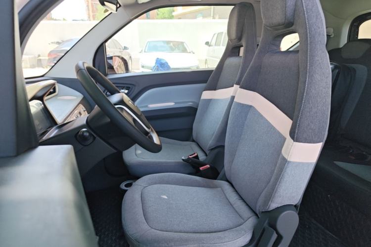 Used Wuling Hongguang MINIEV 2022 Zizai Version Lithium Iron Phosphate Left Front Seat