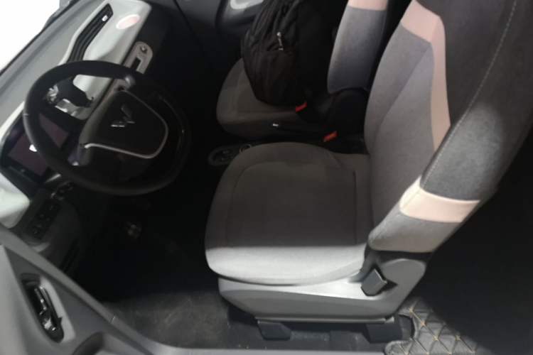 Used Wuling Hongguang MINIEV 2022 Macaron Premium Model – Lithium Ternary Battery Left Front Seat