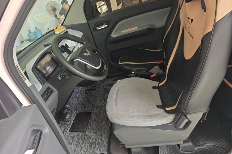 Used Wuling Hongguang MINIEV 2022 Macaron Fashion Model Lithium Iron Phosphate Left Front Seat