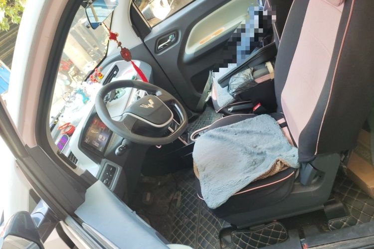Used Wuling Hongguang MINIEV 2022 Macaron Premium Model – Lithium Iron Phosphate Left Front Seat