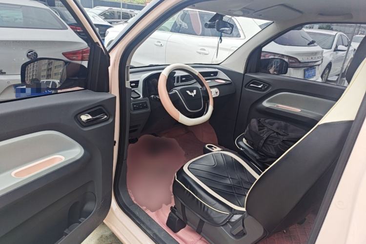 Used Wuling Hongguang MINIEV 2022 Macaron Fashion Model Lithium Iron Phosphate Left Front Seat