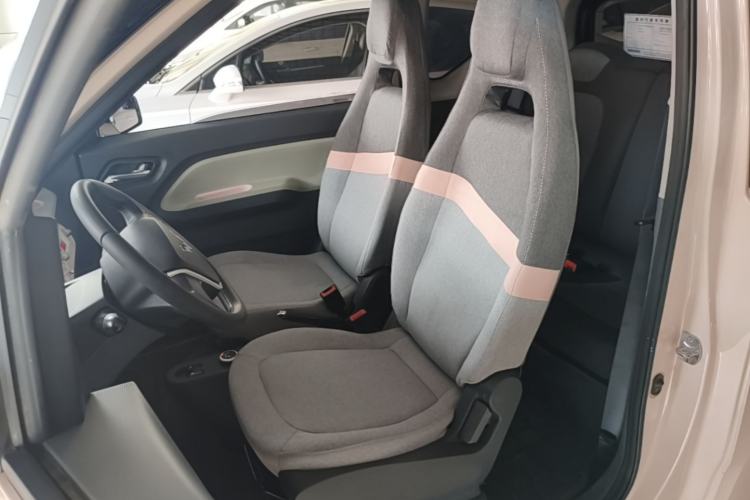 Used Wuling Hongguang MINIEV 2022 Macaron Premium Model – Lithium Iron Phosphate Left Front Seat