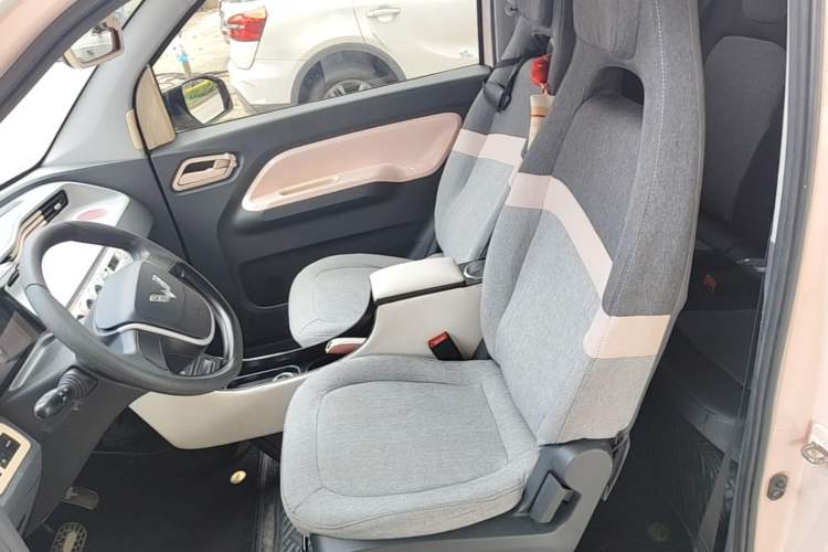 Used Wuling Hongguang MINIEV 2022 Macaron Premium Model – Lithium Iron Phosphate Left Front Seat