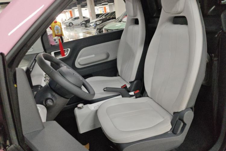 Used Wuling Hongguang MINIEV 2022 Convertible Model Left Front Seat