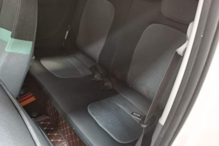 Used Wuling Hongguang MINIEV 2022 Macaron Premium Model – Lithium Iron Phosphate Left Rear Seat