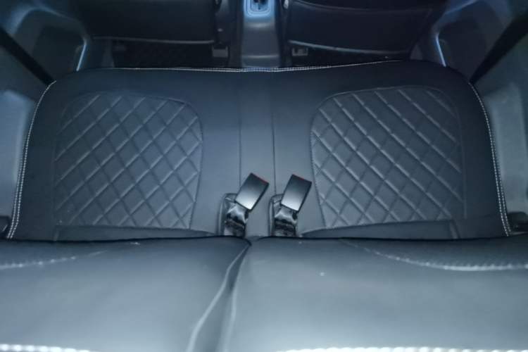 Used Wuling Hongguang MINIEV 2022 Macaron Premium Model – Lithium Iron Phosphate Left Rear Seat