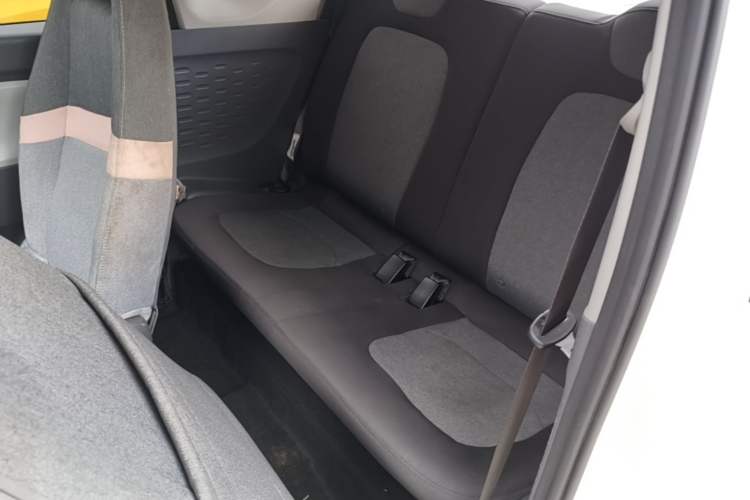 Used Wuling Hongguang MINIEV 2022 Macaron Premium Model – Lithium Iron Phosphate Left Rear Seat