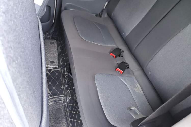 Used Wuling Hongguang MINIEV 2022 Macaron Premium Model – Lithium Iron Phosphate Left Rear Seat