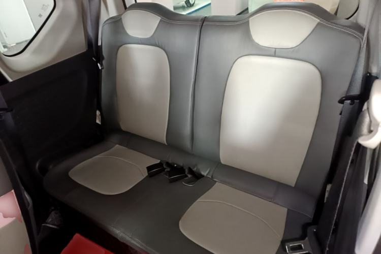 Used Wuling Hongguang MINIEV 2022 Macaron Fashion Model Lithium Iron Phosphate Left Rear Seat