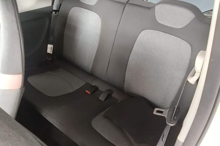 Used Wuling Hongguang MINIEV 2022 Macaron Premium Model – Lithium Ternary Battery Left Rear Seat