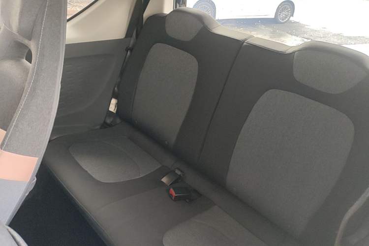 Used Wuling Hongguang MINIEV 2022 Macaron Fashion Model Lithium Iron Phosphate Left Rear Seat