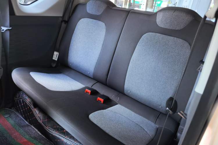 Used Wuling Hongguang MINIEV 2022 Macaron Premium Model – Lithium Iron Phosphate Left Rear Seat