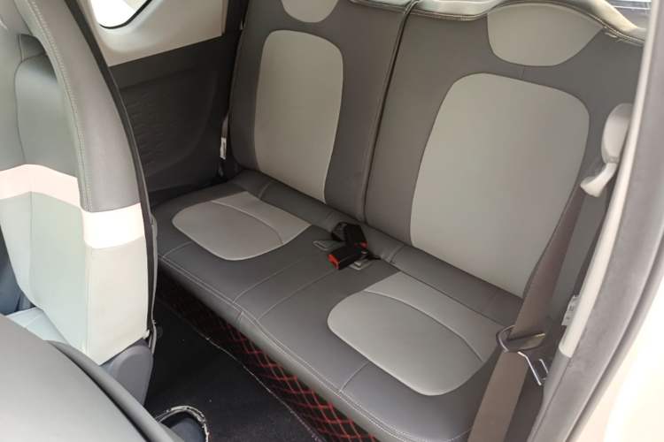 Used Wuling Hongguang MINIEV 2022 Macaron Fashion Model Lithium Iron Phosphate Left Rear Seat