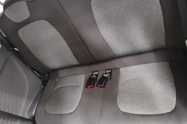 Used Wuling Hongguang MINIEV 2022 Macaron Fashion Model Lithium Iron Phosphate Left Rear Seat