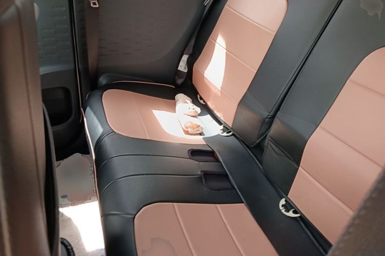 Used Wuling Hongguang MINIEV 2022 Macaron Premium Model – Lithium Iron Phosphate Left Rear Seat