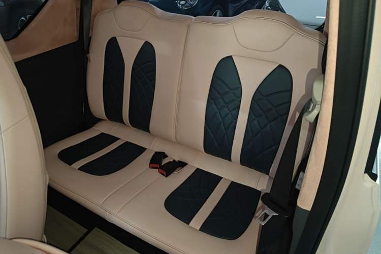 Used Wuling Hongguang MINIEV 2022 Macaron Premium Model – Lithium Iron Phosphate Left Rear Seat