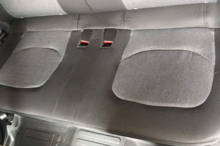 Used Wuling Hongguang MINIEV 2022 Macaron Premium Model – Lithium Ternary Battery Left Rear Seat