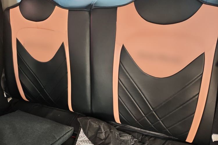 Used Wuling Hongguang MINIEV 2022 Macaron Fashion Edition Lithium-Nickel-Cobalt-Alpha-oxide Left Rear Seat