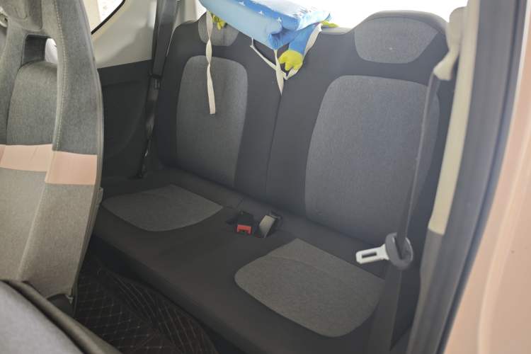 Used Wuling Hongguang MINIEV 2022 Macaron Fashion Model Lithium Iron Phosphate Left Rear Seat